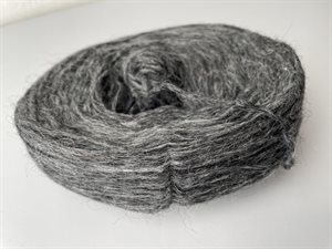 Plötulopi - pladegarn i 100% ny uld, mørk grå meleret